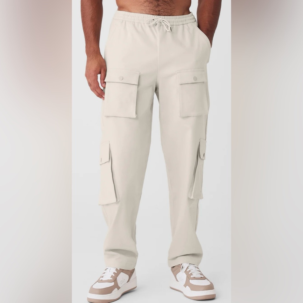 Alo Yoga Men’s Northstar Cargo Pant NWT XL